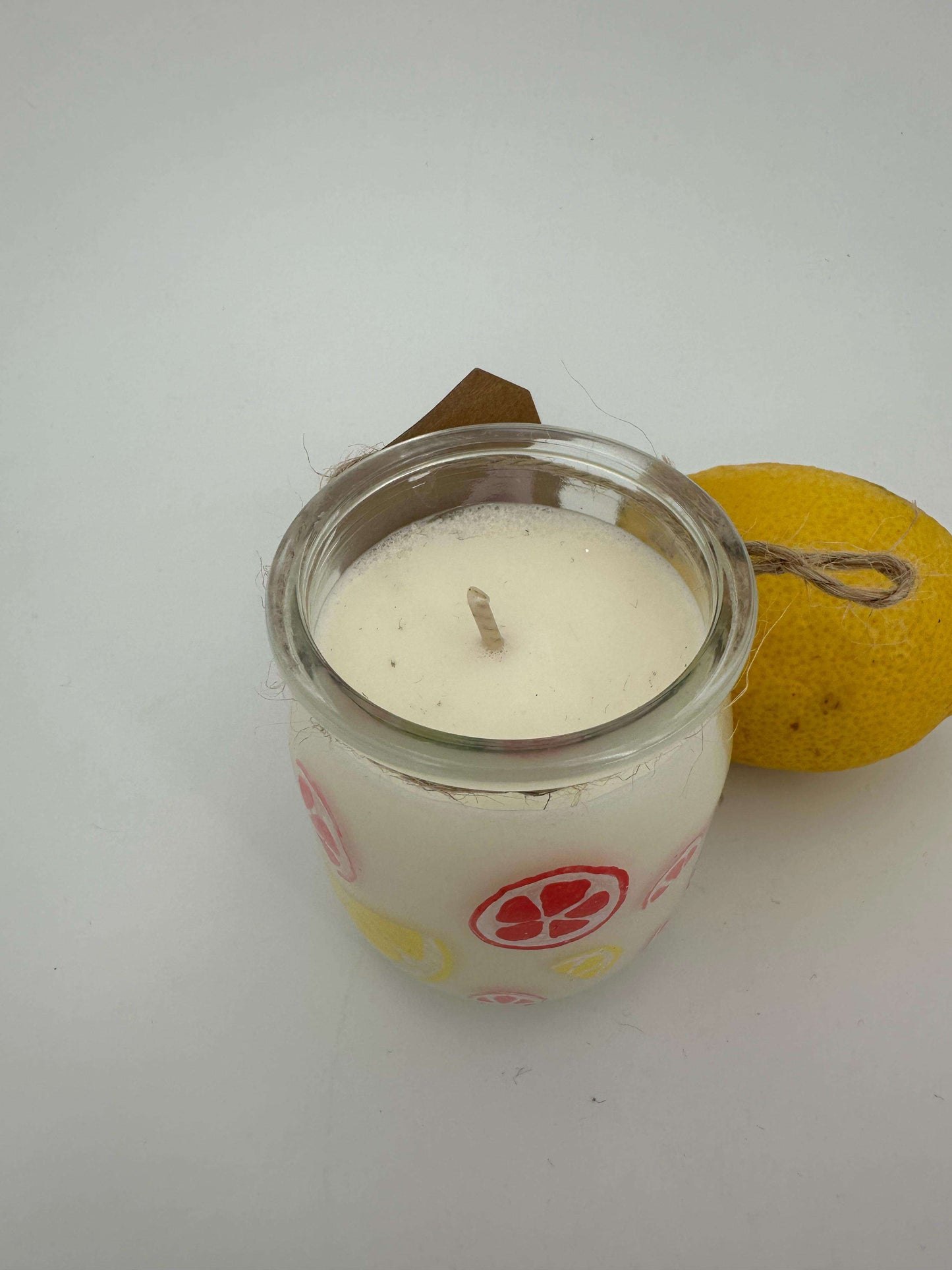 Bougies parfumée à base de cire de soja - La douceur en pot